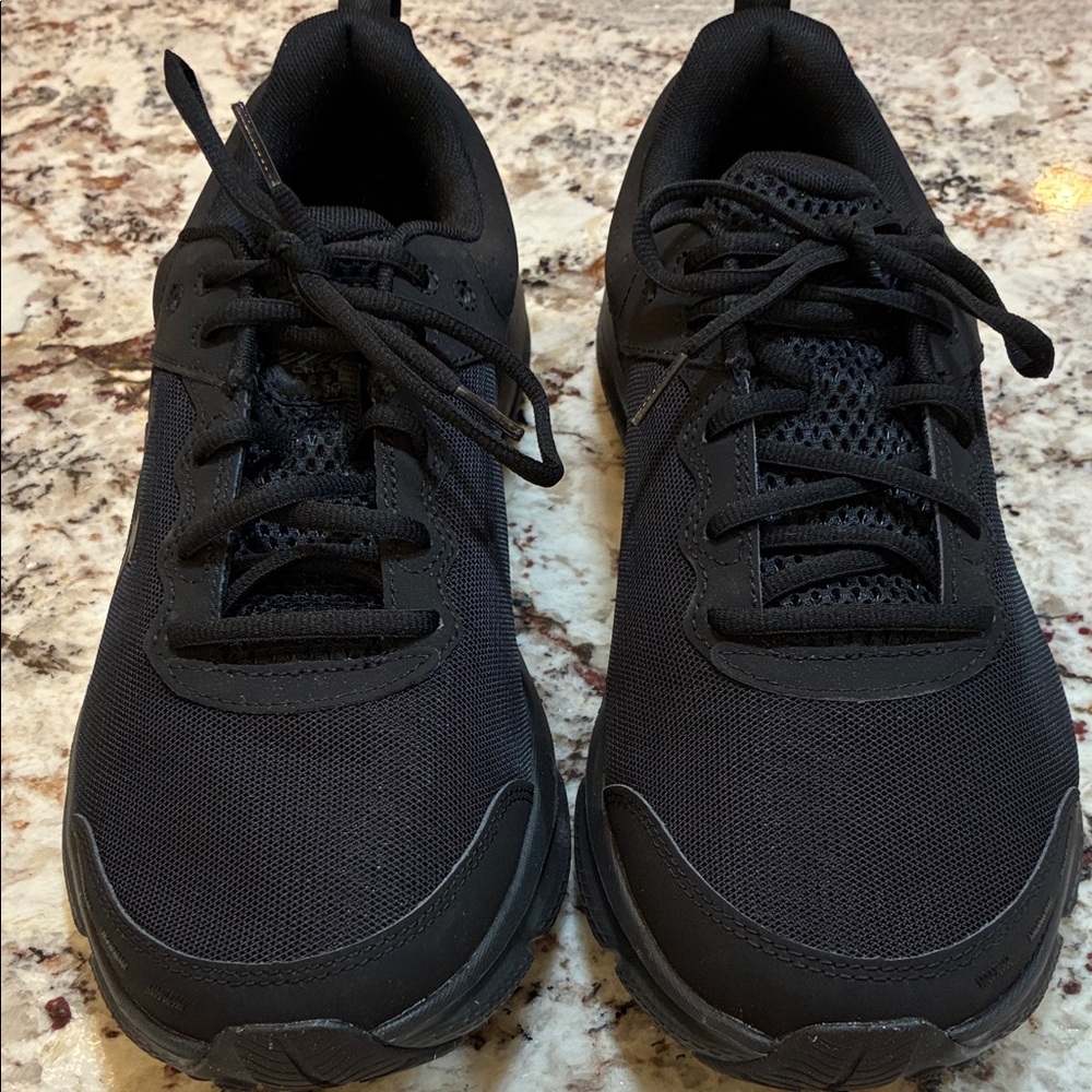 Under Armour Black Men's Athletic Shoes